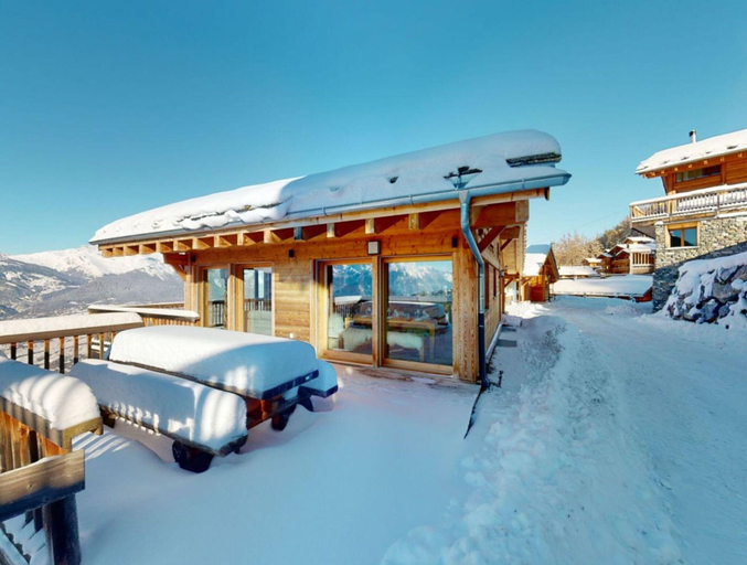 View from property 3, Egg Sauna & Luxury Chalet 16 Pers, Conthey