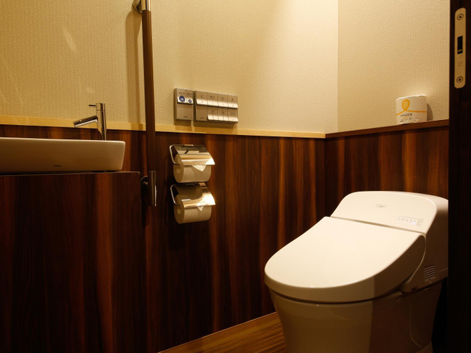 Bathroom 2, Awaji Hamarikyu Takumi, Minamiawaji