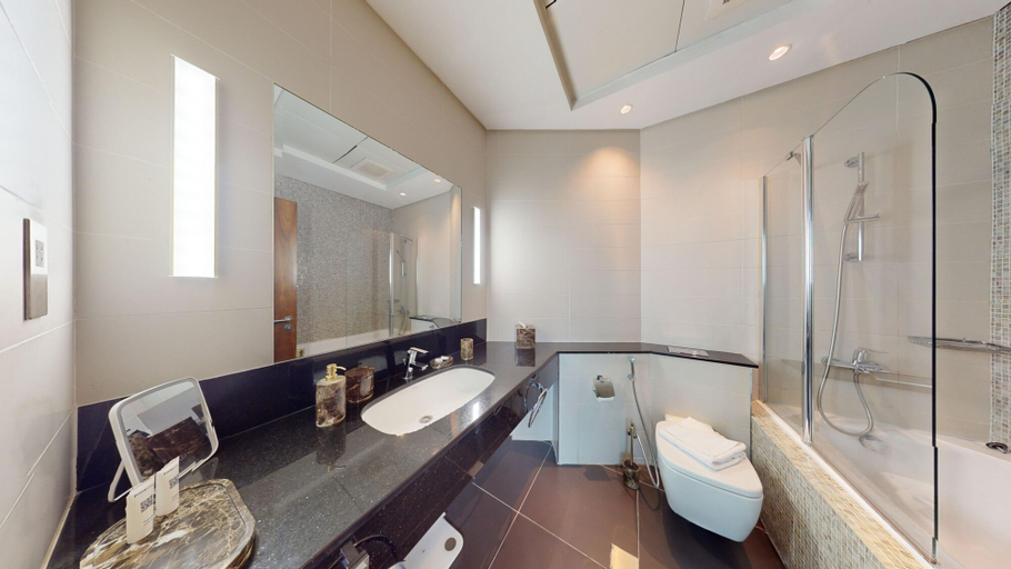 Room 3, Difc - Central Park Towers 1131, Dubai