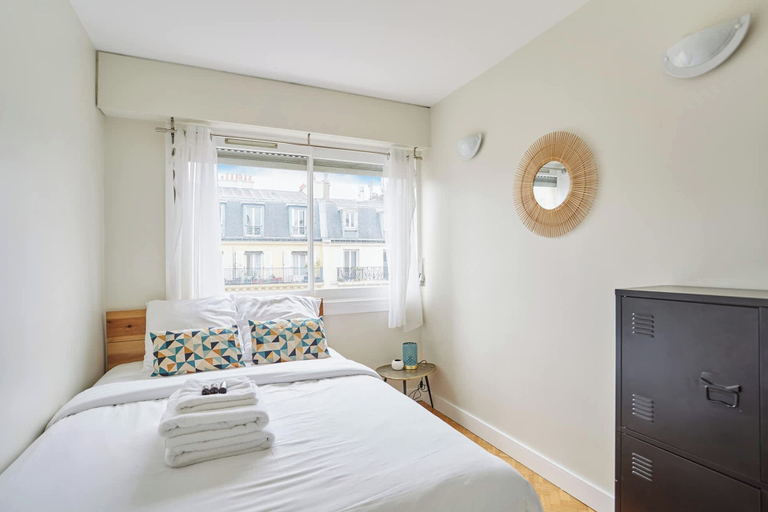 Room 4, 2 Bedroom Flat Centre de Paris - Eiffel Tower View, Paris