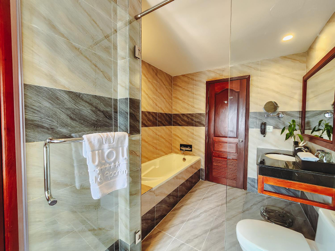 Bathroom 5