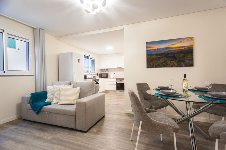Room 5, Funchal Essence by Atlantic Holiday, Funchal