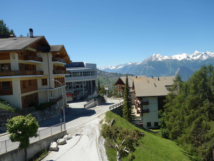 Exterior 5, Apartment With Breathtaking Hill View, Sion