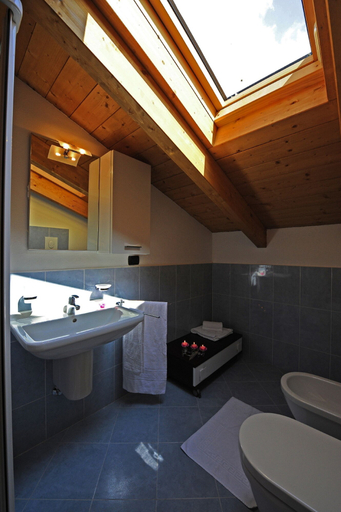 Others 5, Residence Eden Gardenia 11, Como