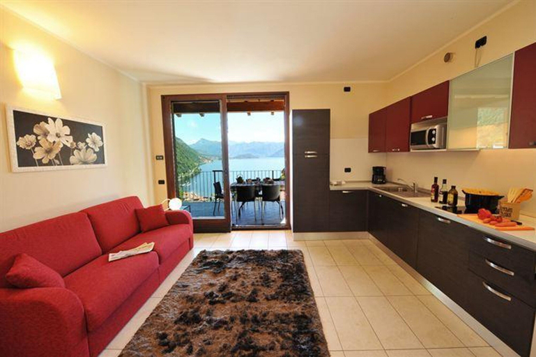 Others 2, Residence Eden Camelia 7, Como