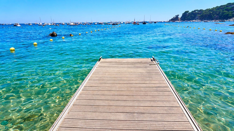 Room 5, Can Benet Pl in Calella de Palafrugell, Girona