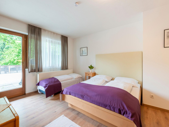 Bedroom 3, Apartment Kirchbichl Near Wildschonau Ski Slope, Kufstein