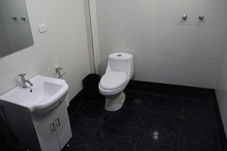 Bathroom 3, Hotel Virrey, Chanchamayo