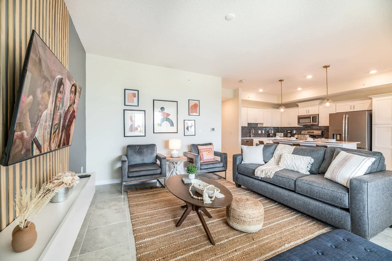 Room 1, Chic 2bed Condo at Storey Lake Mickey Room, Osceola