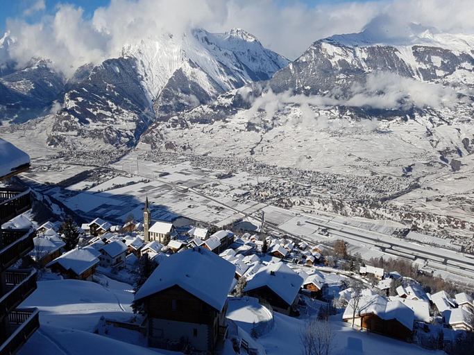 View from property 2, Elegant Apartment With Patio in Hills, Sion