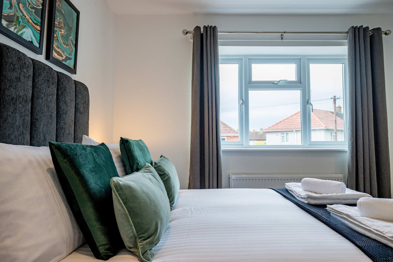 Room 4, Host Stay Carlisle Road House, Worcestershire