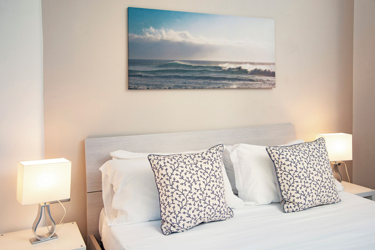 Bedroom 2, Residenza Flegrea, Napoli
