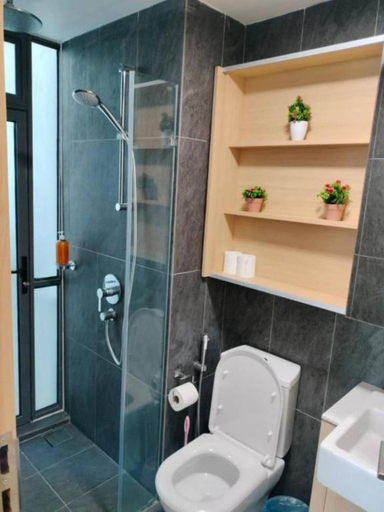 Bathroom 4, The Luxe Suites KLCC by Cozy Stay, Kuala Lumpur
