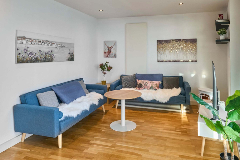 Room 4, Host Stay - Canal View Apartment, Manchester