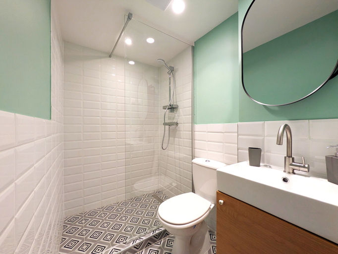 Bathroom 4, mg4 Apartments, Murau