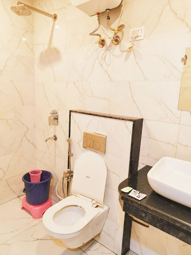 Bathroom 3, Hotel DSR Krone Delhi, Delhi