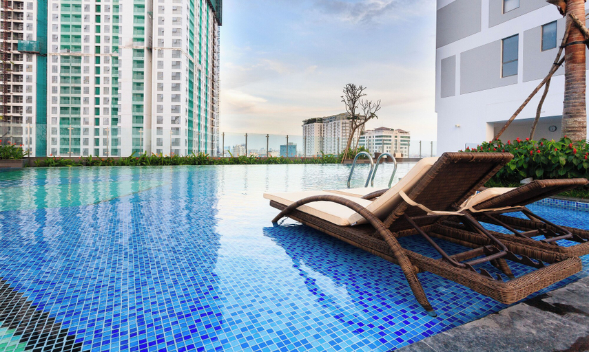 Refined Saigon - Rivergate Apartment, District 4