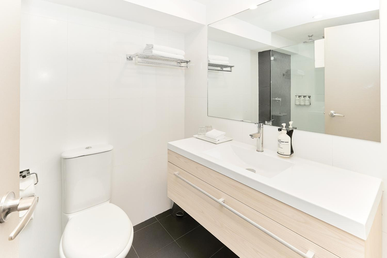 Bathroom 21