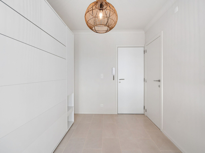 Room, Studio Located on the 3nd Floor, West-Vlaanderen