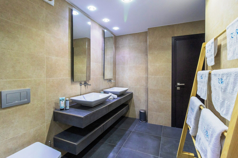 Bathroom 2, Kbel sea View Villa, Private Pool, Sleeps8, Garden, Peloponnese