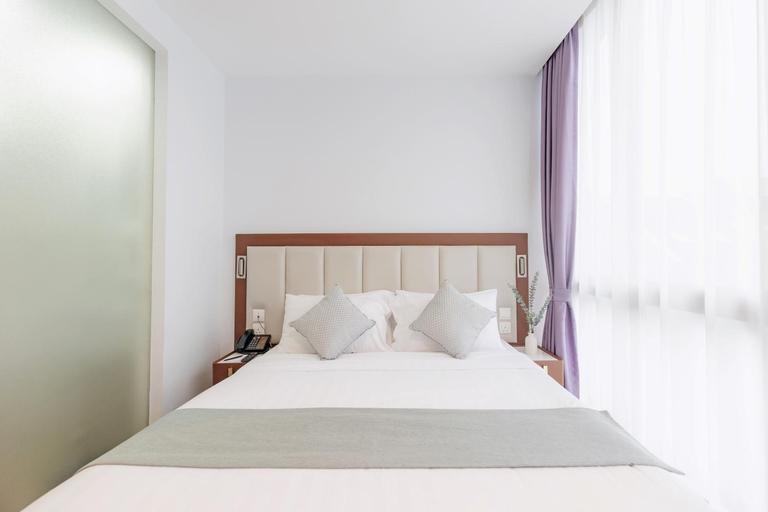 Bedroom 25