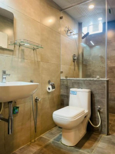 Bathroom 4, VOVO HOTELS, Bangalore