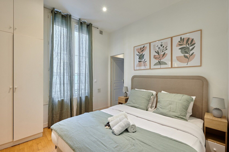 Room 2, Superb Parisian Apartment Center of Paris, Paris