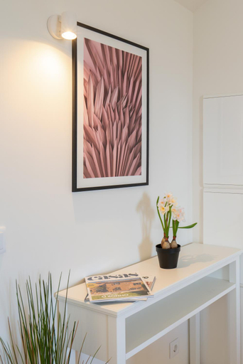 Others 4, Host Wise - Modern Comfy Flat, Porto