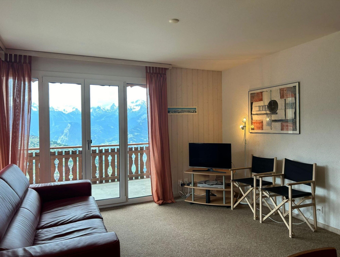 Living room 2, Apartment With Stunning Mountain View, Conthey