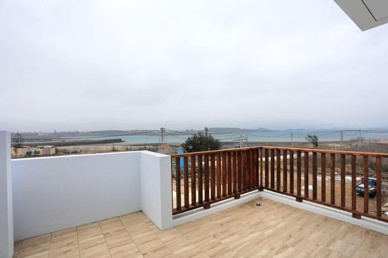 Others 4, Broad Sea and Sky B&B, Penghu