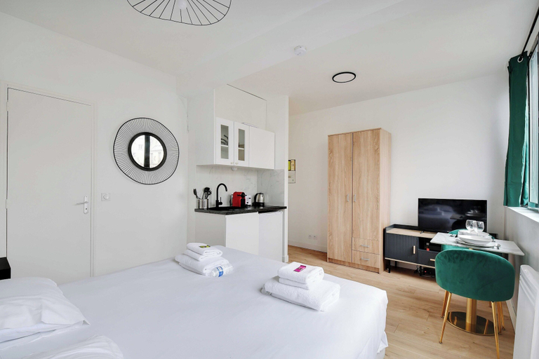 Room 3, Beautiful Studio - 2P - Parc de Belleville, Paris