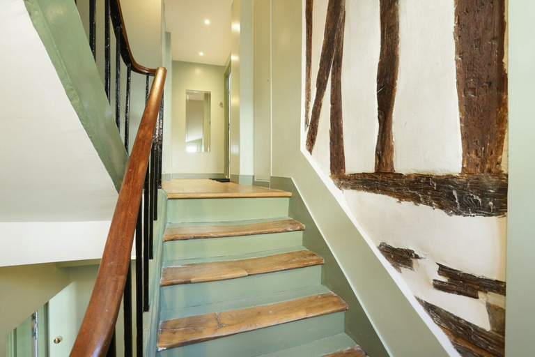 Interior 3, Charming Flat With AC - Center of Paris, Paris