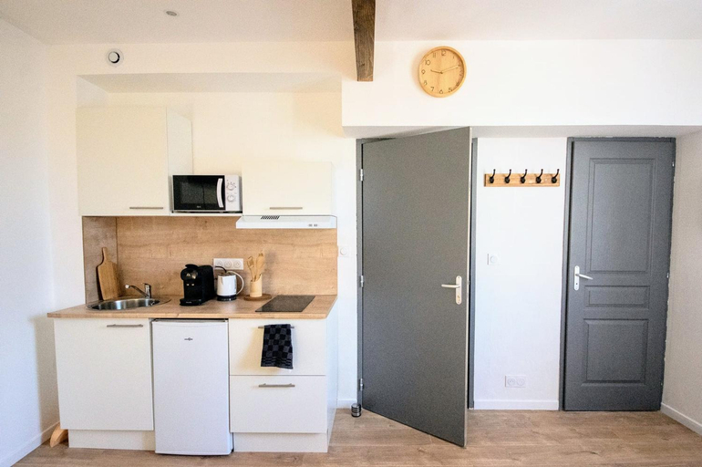 Others 2, BLD-Location, Charente
