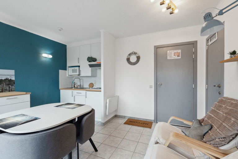 Living room 3, Nice Studio Near the Beach, West-Vlaanderen