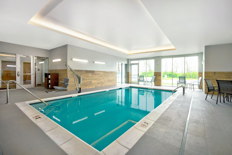 Sport & Beauty 5, Fairfield Inn & Suites by Marriott Cincinnati North, Butler