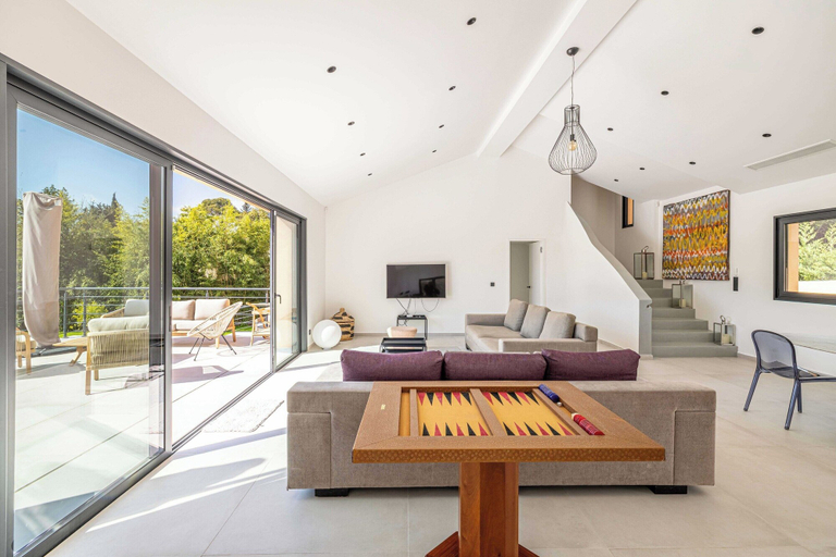 Others 5, Modern Villa with Heated Pool and Garden, Alpes-Maritimes