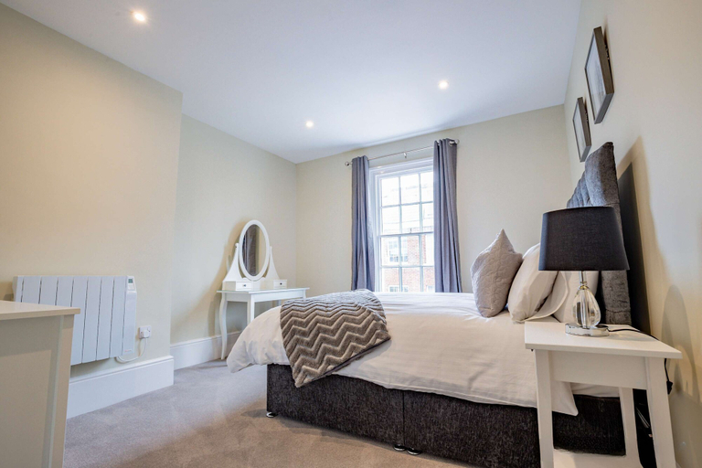 Room 2, Host Stay Shaw Street Suite, Worcestershire