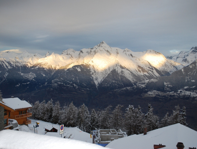View from property 3, Hauts de Veysonnaz HV2 010 -sauna Apartment 6 Pers, Conthey