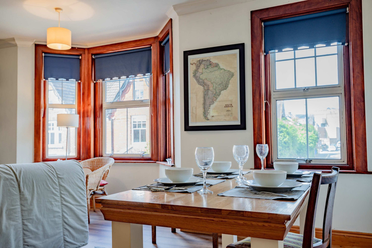Room 4, Host Stay Wellington Apartment, West Sussex