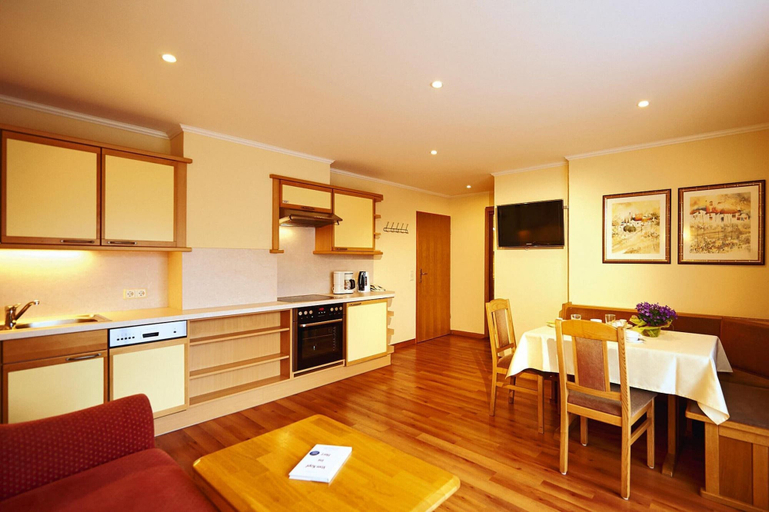 Private kitchen 4, Apartment in Flachau With a Terrace, Sankt Johann im Pongau