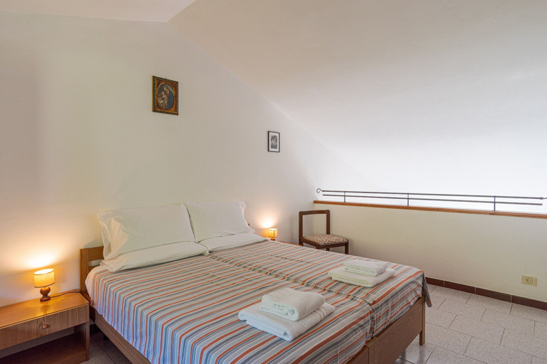 Bedroom 3, Co.ri. Appartamenti 5, Como