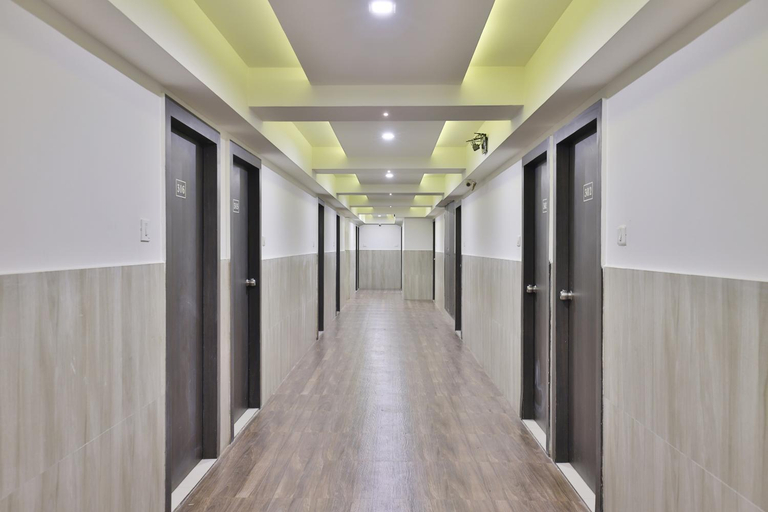Public Area 1, Hotel Nova Cross Road, Rajkot