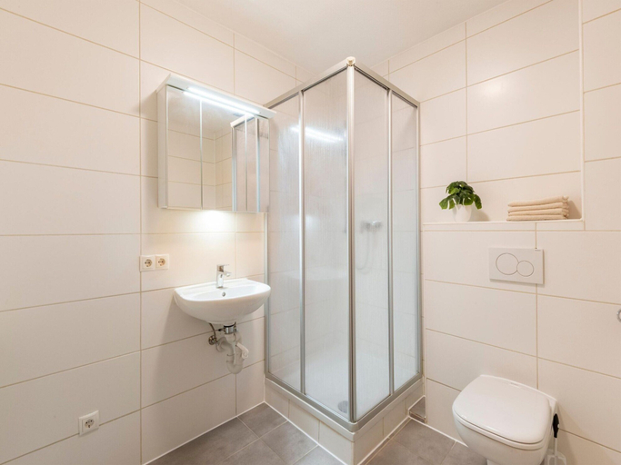 Bathroom 3, Apartment Kirchbichl near Wildschonau Ski Slope, Kufstein