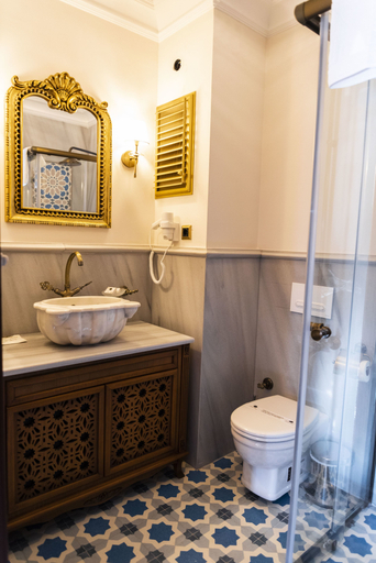 Bathroom 3, Burckin Suleymaniye, Fatih