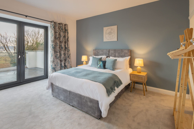 Room 4, Host Stay Bay View House, Cumbria