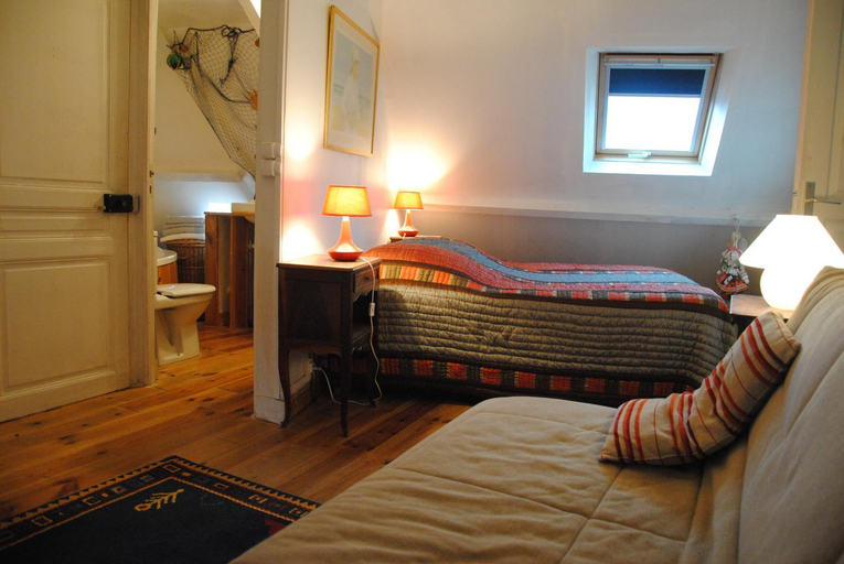 Bedroom 6