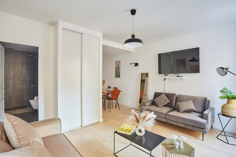 Living area 3, Sublim Apartment Le Marais Center of Paris, Paris