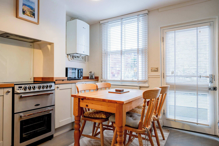 Room 3, Host Stay Oxford Road House, Worcestershire