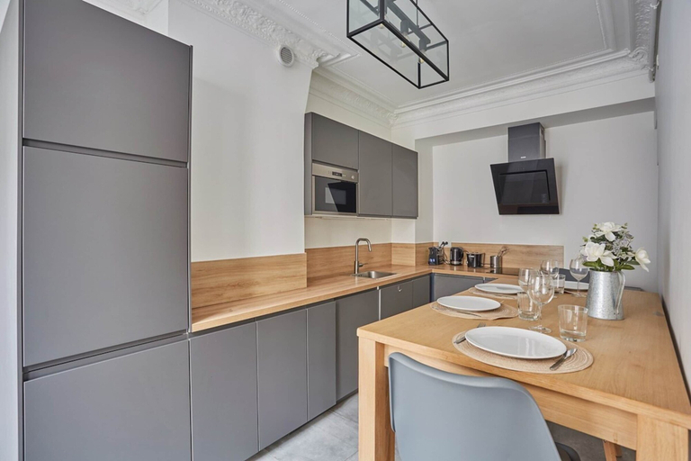 Private kitchen 3, Sublim Apartment Beaubourg/le Marais, Paris