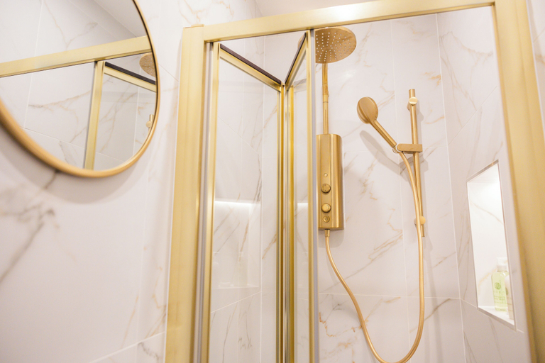 Bathroom 3, Pillo Rooms Apartments - Chelsea, London